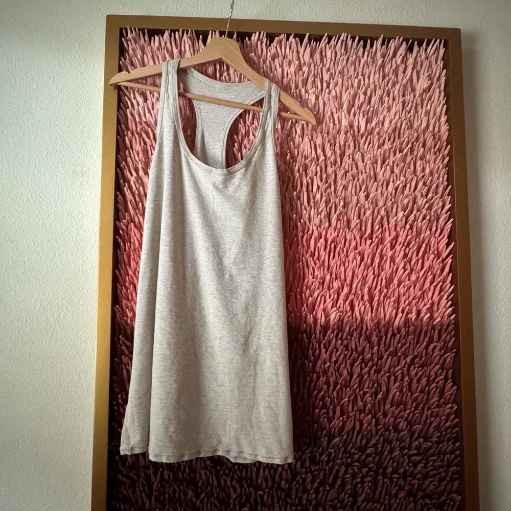 Pre-loved lululemon tank top Size 12